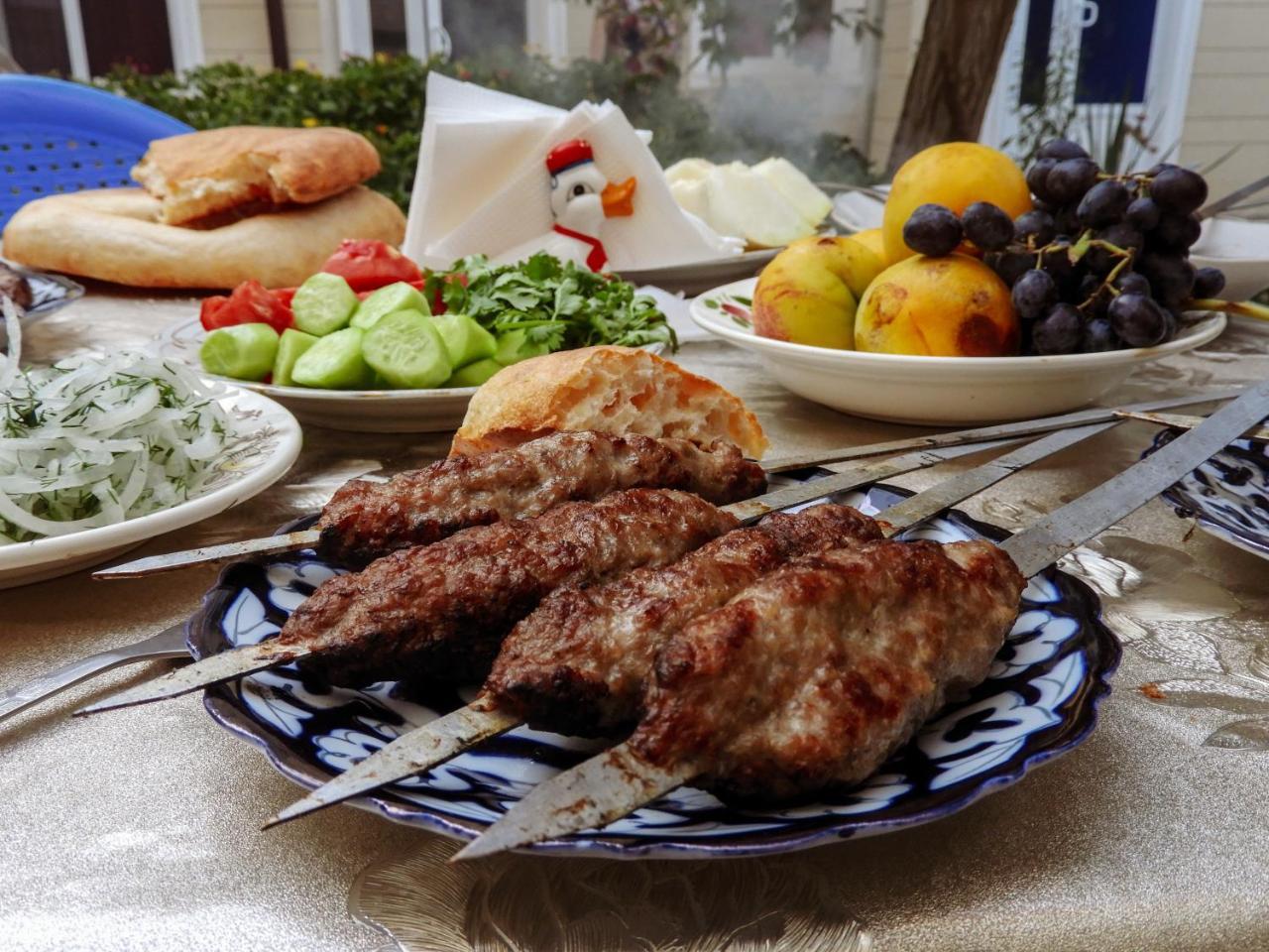 Diyor Hostel 布哈拉 外观 照片
